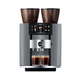 Jura GIGA W10 Profesyonel Kahve Makinesi